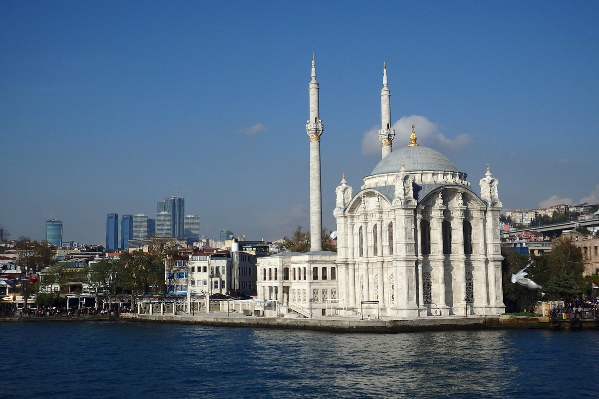 istanbul-tours-activities-dolmabahce-palace-mosque