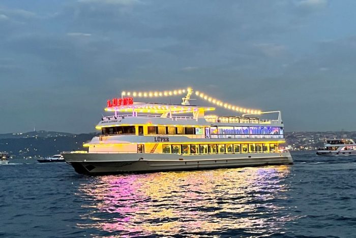 istanbul-acitivites-tours-dinner-cruise-2